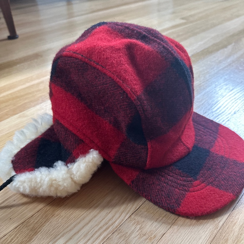 Filson Red and Black Buffalo Plaid Double Mackinaw Cap- Size Large Made in USA
